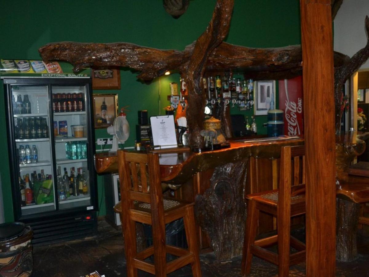Caprivi River Lodge Катима-Мулило Экстерьер фото