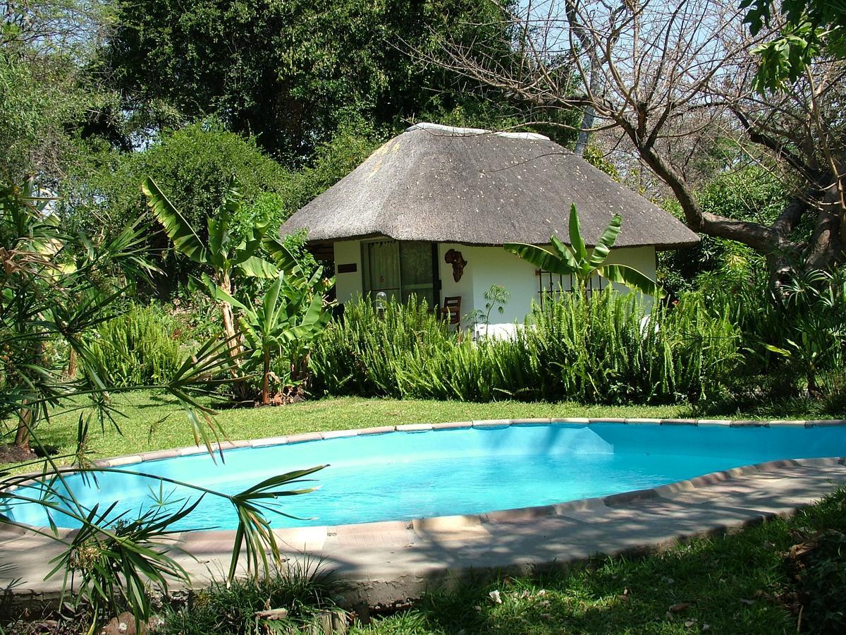 Caprivi River Lodge Катима-Мулило Экстерьер фото